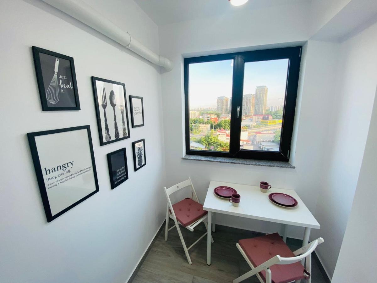 Soho Apartment - City View With Rooftop Garden Bukareszt Zewnętrze zdjęcie